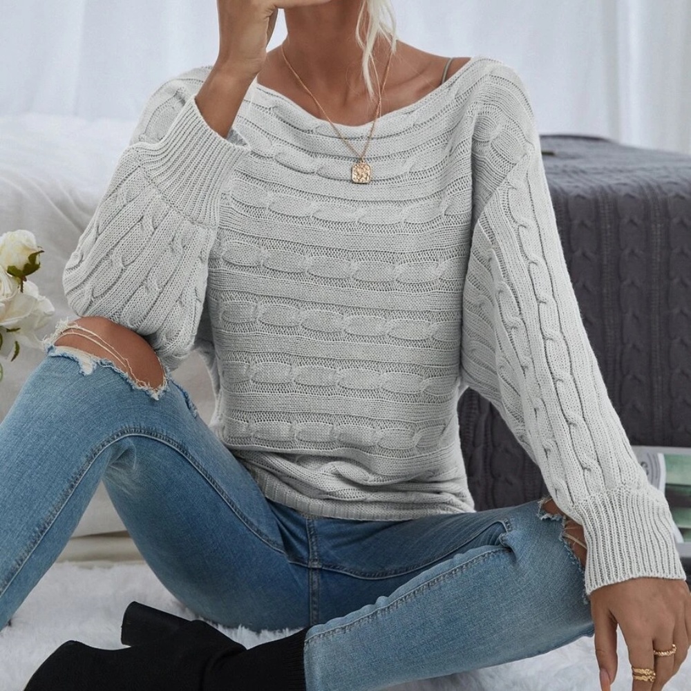 Cozy Cable Knit Oversized Sweater Top - Picture 9 of 13